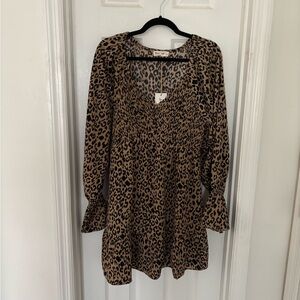 Leopard long sleeve dress